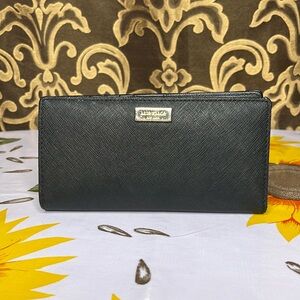 Kate Spade Large Zip Around Black Wallet